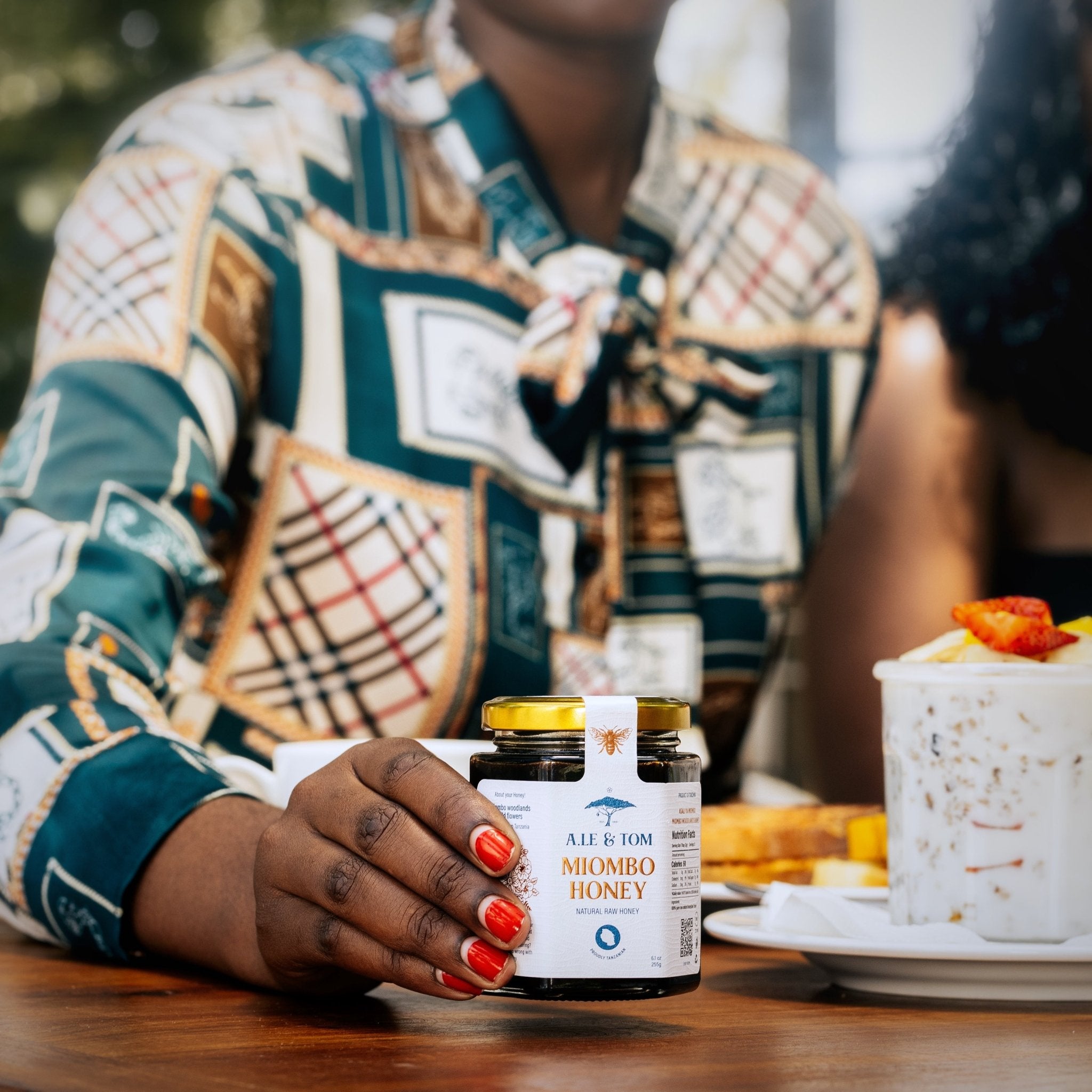 Natural raw organic premium honey from Tanzania, East Africa. A.LE & TOM honey varieties are sustainably sourced honey from small scale beekeepers in Tanzania. Superfood honey with propolis, pollen, antioxidants, and royal jelly.